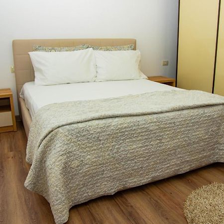 Lucas Central Relaxing House 地拉那 外观 照片
