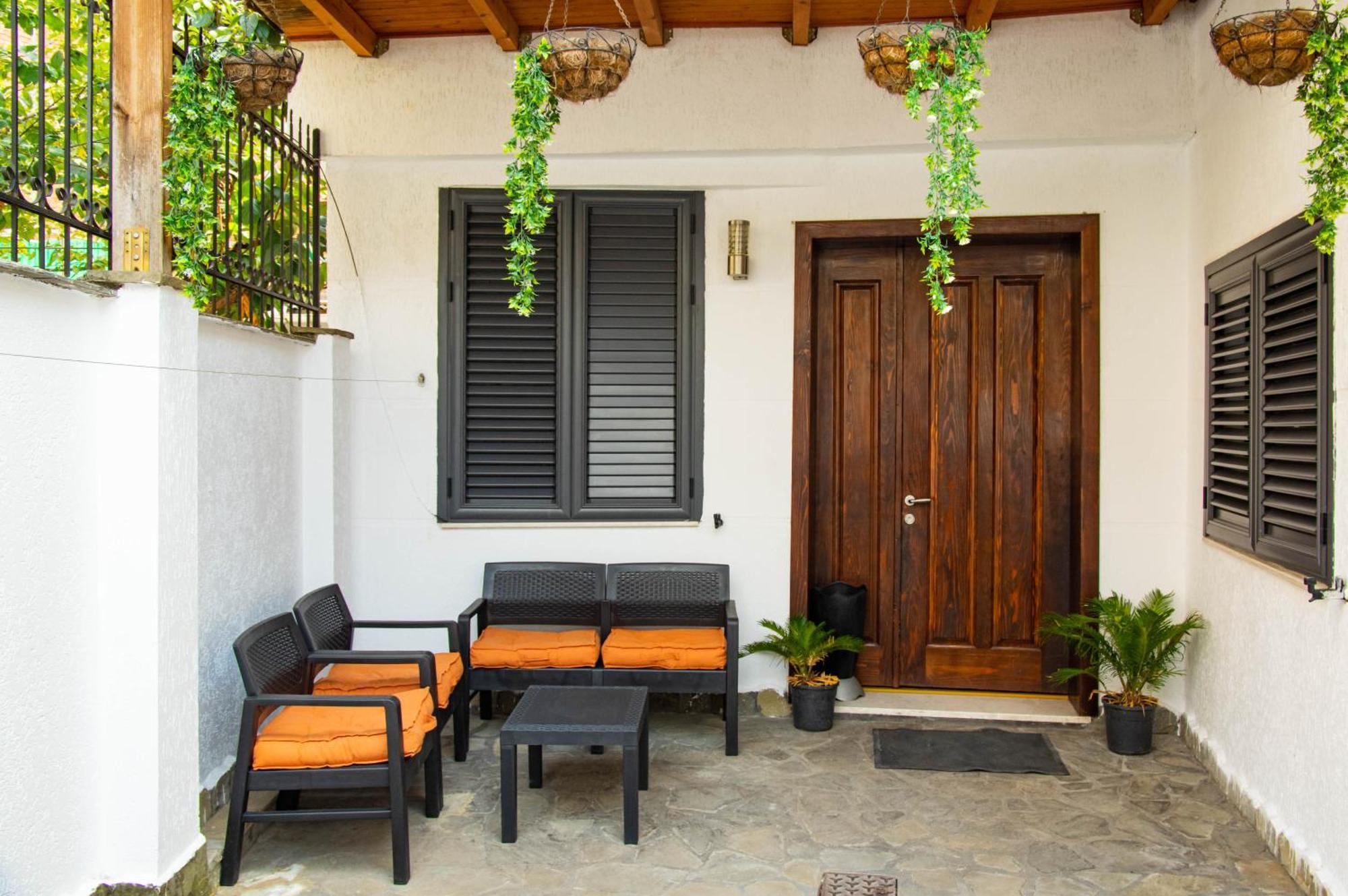 Lucas Central Relaxing House 地拉那 外观 照片